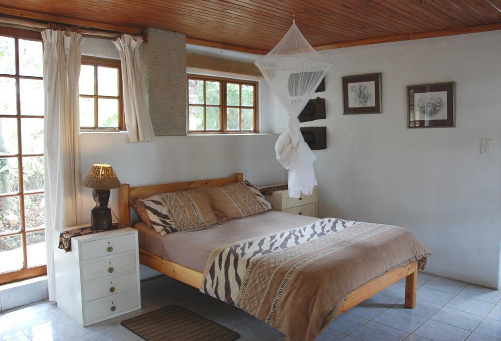 Kosi Moon Bed And Breakfast Manguzi Room photo